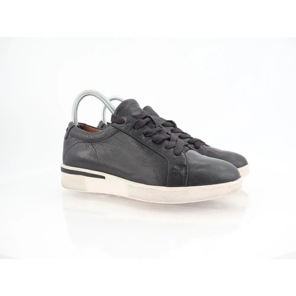Gentle Souls Parc Sneaker Womens Size 8 Black Leather Lace Up Comfy